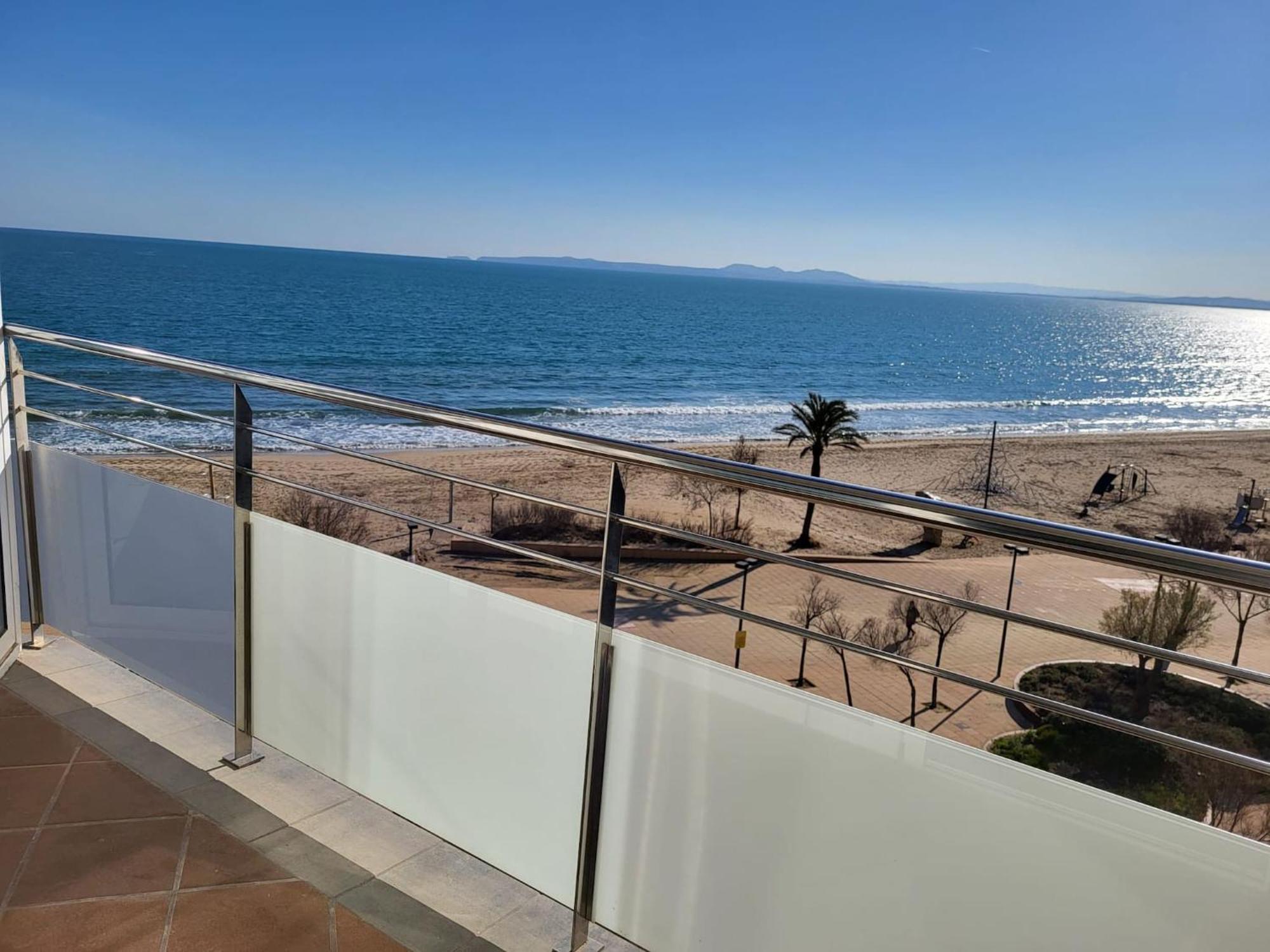 Apartamento Primera Linea Roses Con Vistas Al Mar Av-09 Luaran gambar