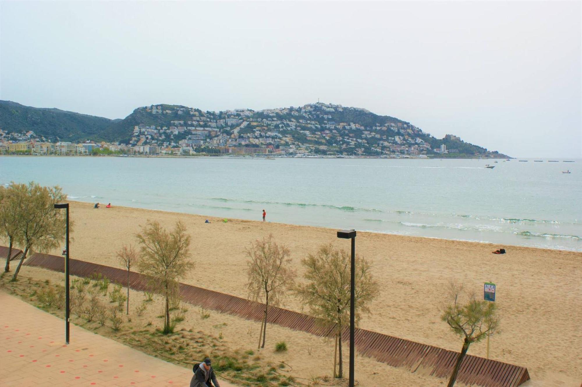 Apartamento Primera Linea Roses Con Vistas Al Mar Av-09 Luaran gambar